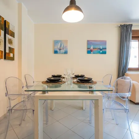 P012 بيت للعطل *